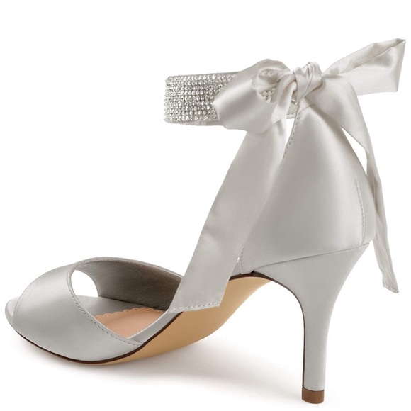 HOST PICK 👠 Journee Collection Rhinestone Ankle Strap Heels - Picture 3 of 10